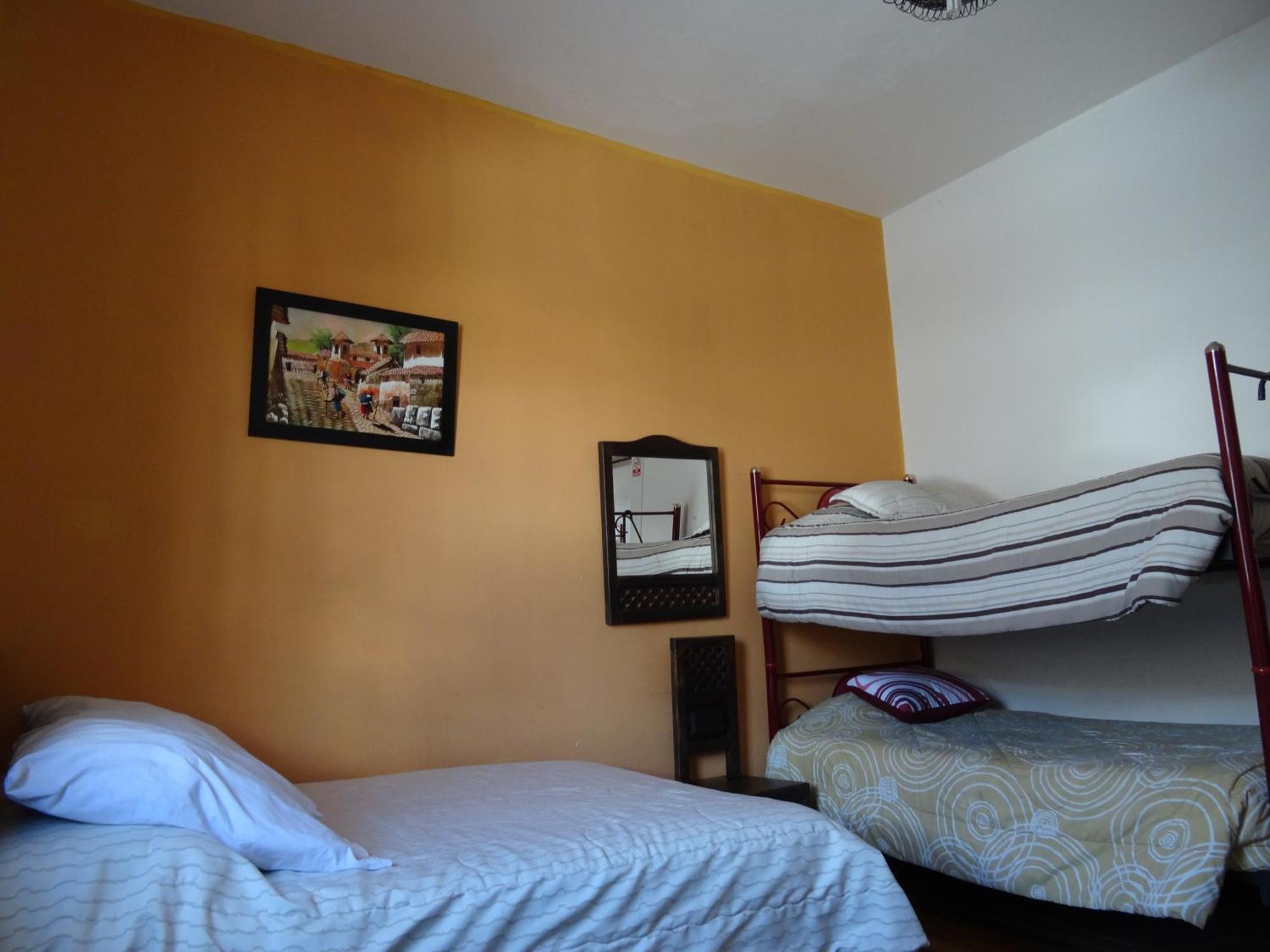 Hostal Del Piamonte كويتو الغرفة الصورة